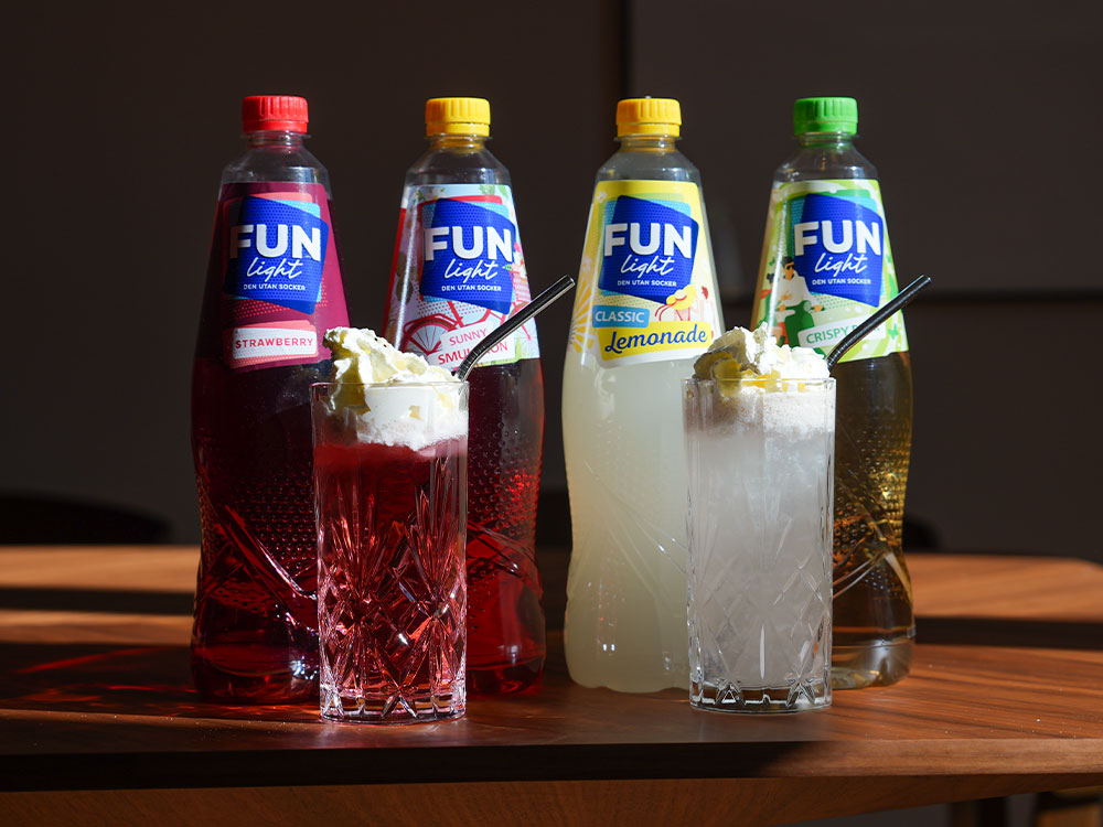 Två glas med Dirty Sodas gjorda med FUN Light